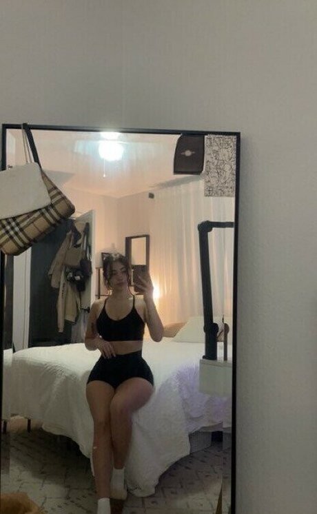 niaarellano sexy pornstar galleries