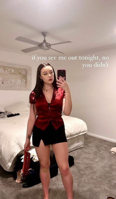 LivBev pornographic actress archive