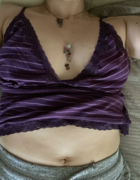 Lulastella adult model image