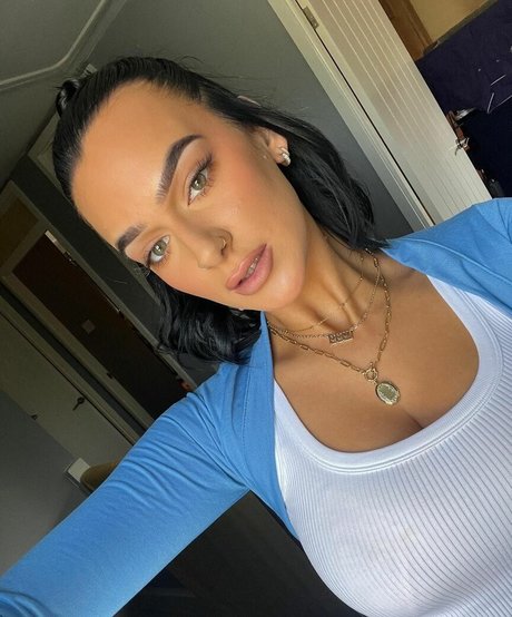 Louise Reid free actress img