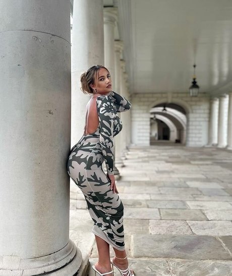 LAURA GOLD pornstar nudes picture