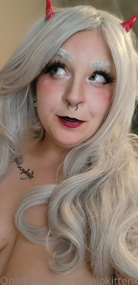 katnipkitten420 erotic model pics