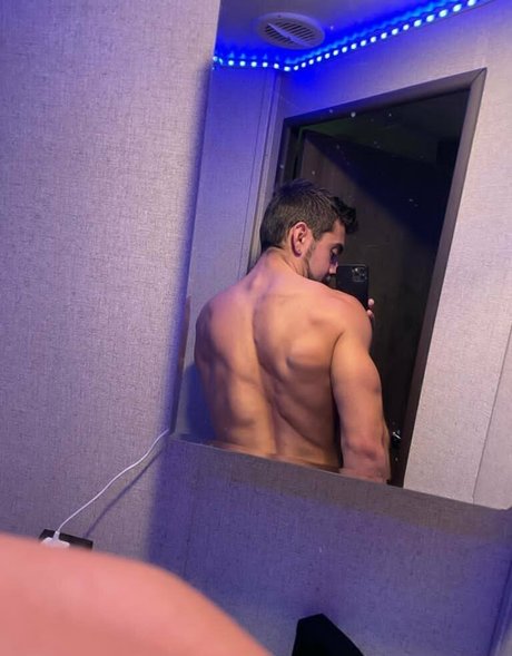 dante colle naked star img