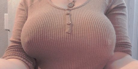 mykenzieren naked star img