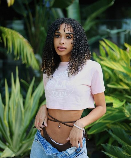 Monroe Capri Bryant pornstar high quality pic