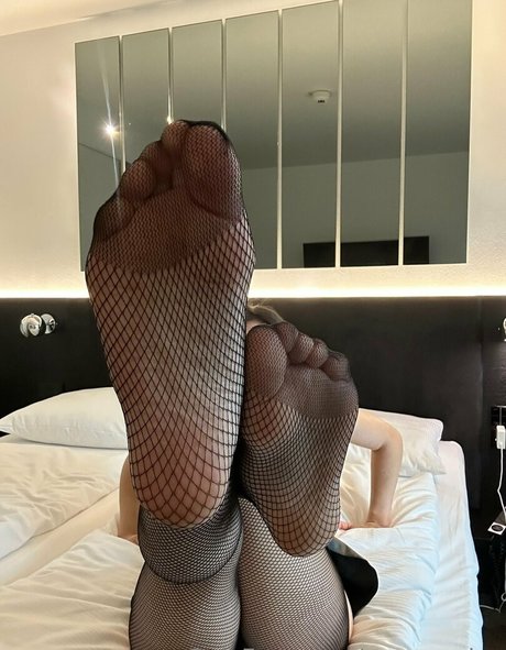 your amixx adult actress image