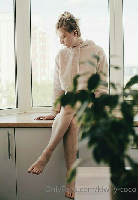 kiwi y coco pornstar sexy archive