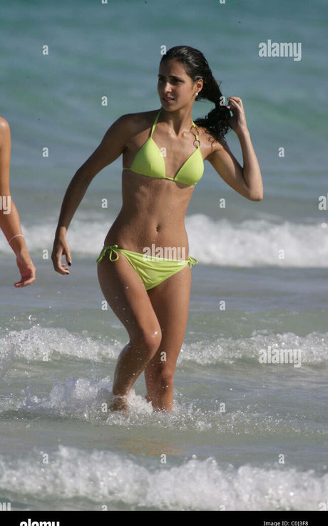 Maria Francisca Perello art actress pictures