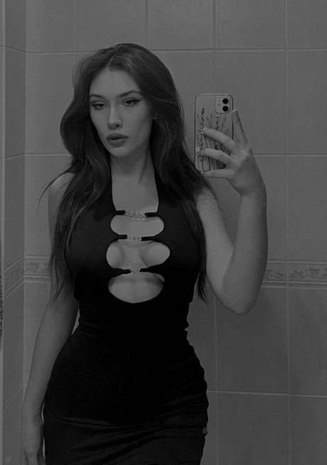 Miheeeeeva pornstar erotic pics