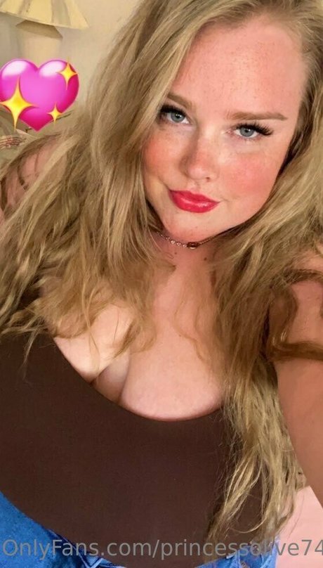 princessolive742 nudes model archive
