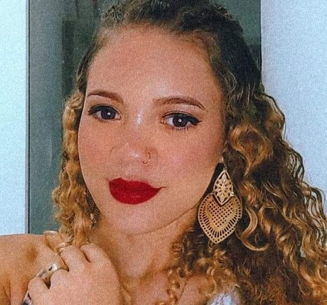 Yasmin Alves pornstar sexy pictures