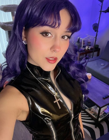 Rottenpapi high quality actress photo