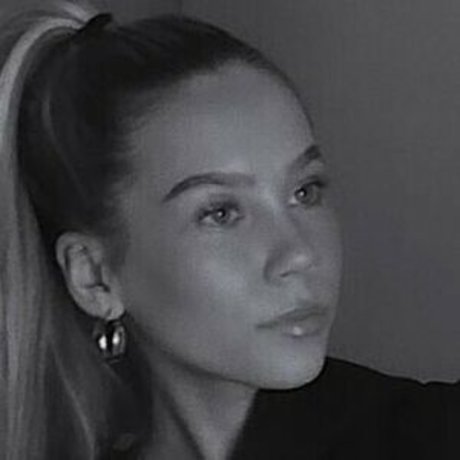 iidaamilda naked model galleries