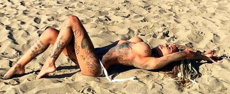 Amanda McNair star high quality photos