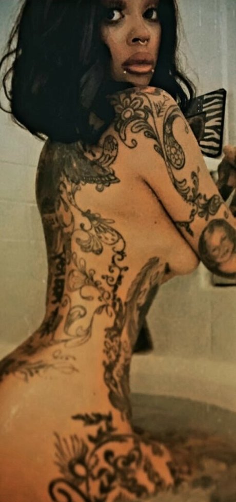 Amanda McNair star erotic image