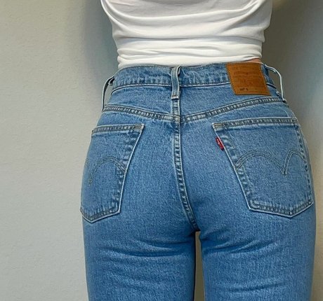 LuluLuvely pornstar nice images