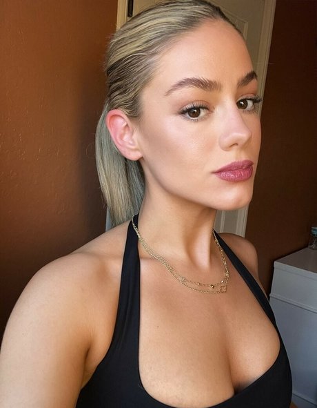 LuluLuvely star exclusive galleries