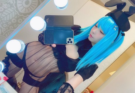 Misaco sex model photos