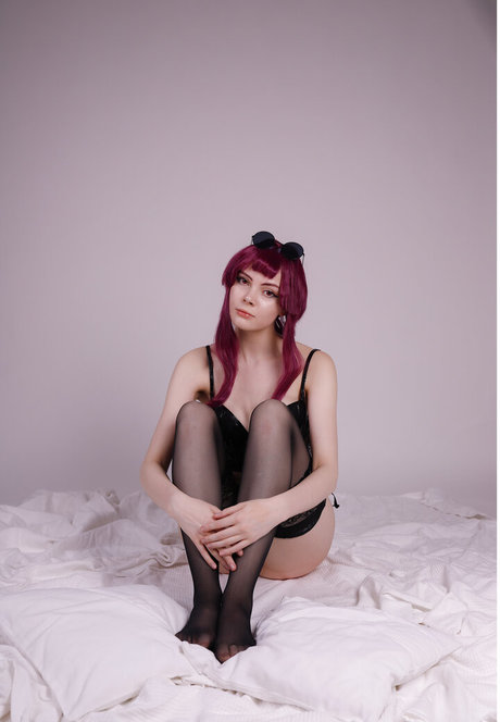 DieHanane porn actress pic