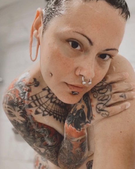 Olivia Wolfe_ pornographic model images