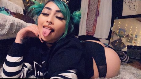 Genevieve Memento Mori hd star galleries