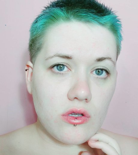 Mx Dexter Gem top star photos