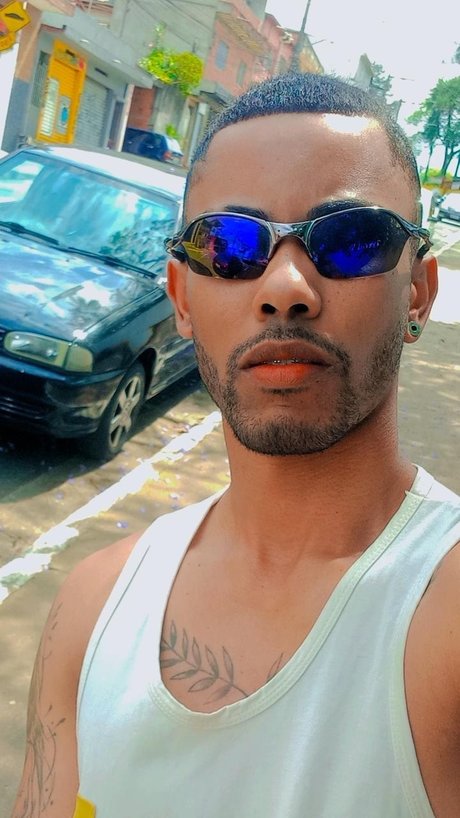 Natanael Santiago pornstar nude galleries