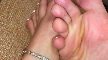 NotYourMaya pornstar xxx img