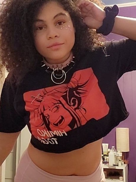 NotSnowWhite high quality star photo