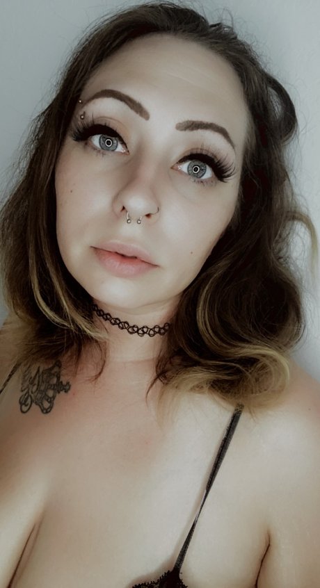 NinaMarieBaby art star image