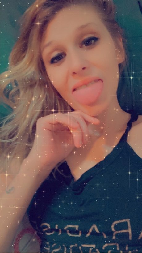 Penelope Lane_ naked pornstar image