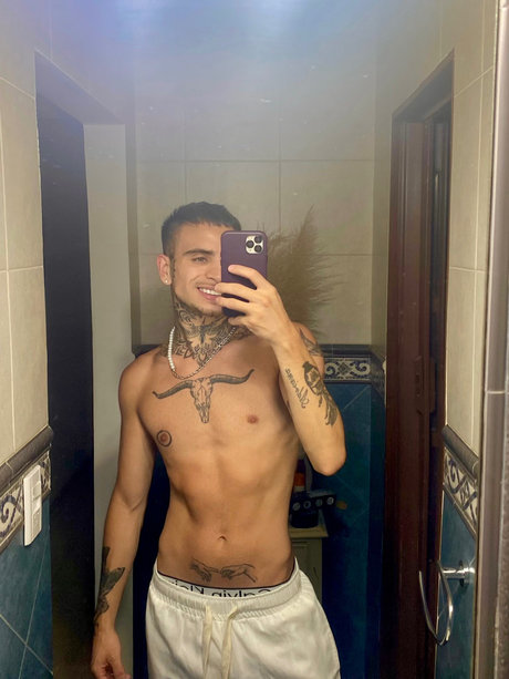 Pavloh star nudes archive