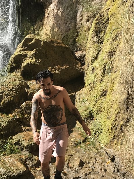 LUCKY AKA FELIX model pretty pic