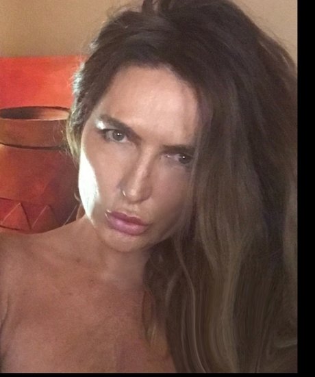 Paisley X nudes actress pics