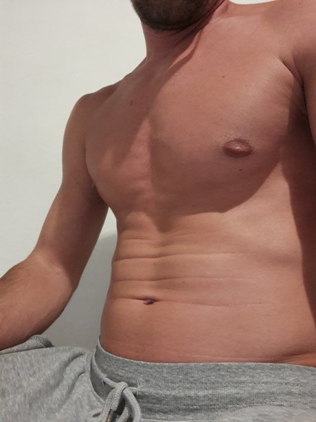 outdoorisbest model nude image