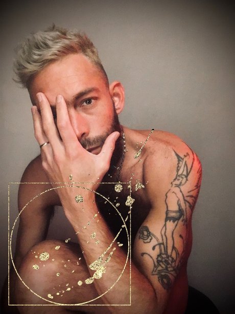 Oscar HM pornographic star pics