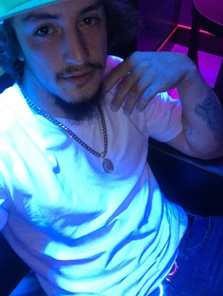 DaddyO pornographic model pic