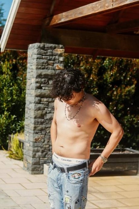 Dr Schultz adult model photo