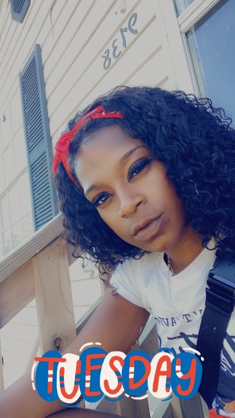 PB2477 star sex picture