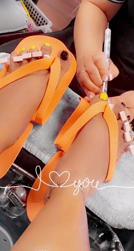 PrettiiTastii high quality star photo