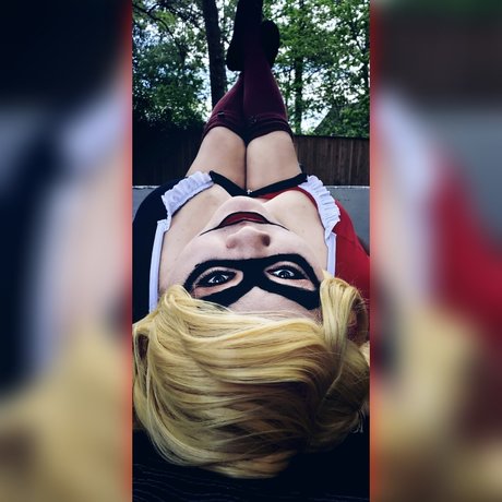 Precious Senpai naked star picture