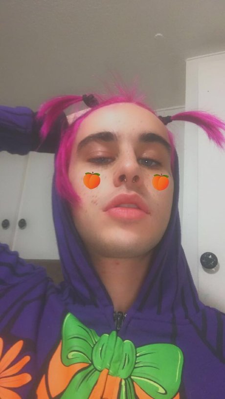 Pr3ttyboyryan star free photo