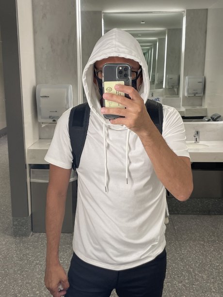 Pepe Pistache nude model pictures