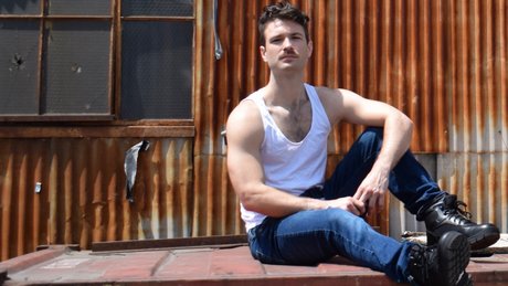 Cole McKenna exclusive actress pic