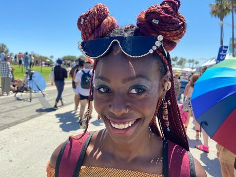 PolyAmSwirl hot model photos