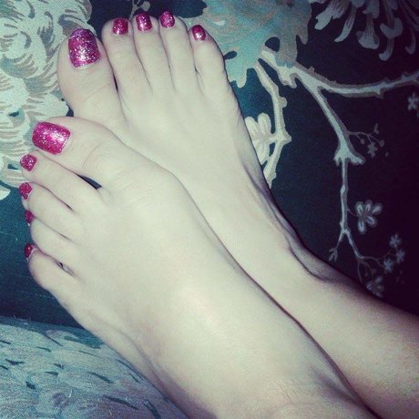 Pnkie Toez official content_ pornstar nude pic