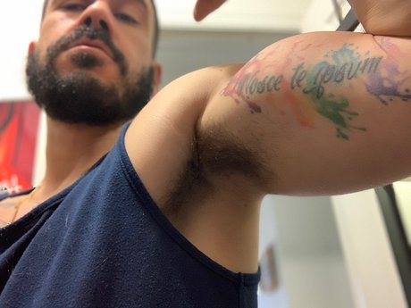 Mike Pitts beautiful star gallery