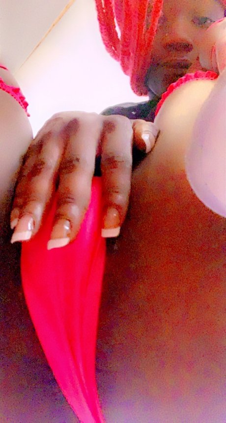 Pink poochie_ star hot pictures