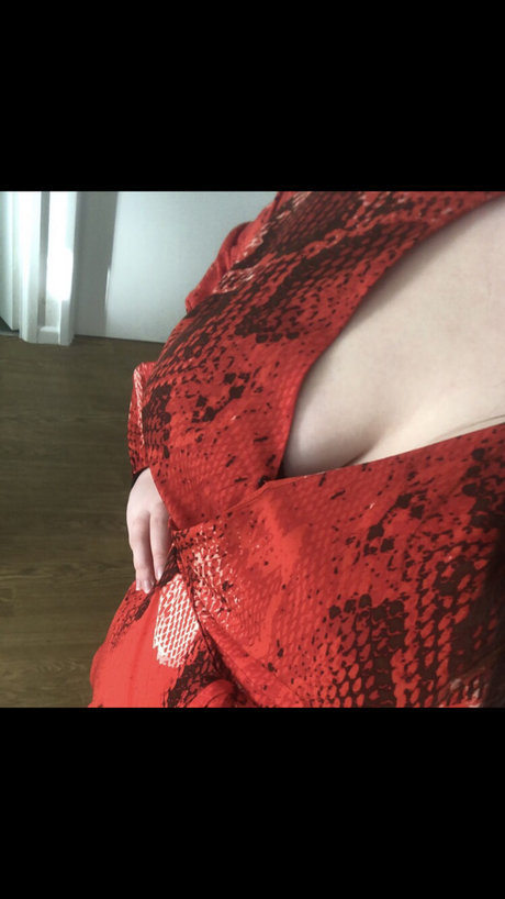 piercedqueen model xxx picture