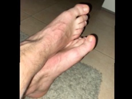 PiediniBruttiniPelosini nice actress photo